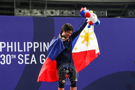 2019 sea games medal tally|Hidilyn Diaz, Gilas Pilipinas lead Gold medal victories .